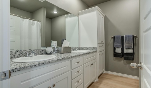 6928 11th Street, Lubbock, TX 79416, 3 Bedrooms Bedrooms, ,2 BathroomsBathrooms,Residential,For Sale,6928 11th Street,202553311