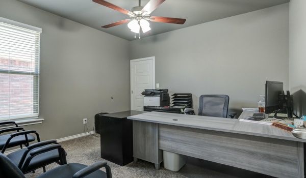 6928 11th Street, Lubbock, TX 79416, 3 Bedrooms Bedrooms, ,2 BathroomsBathrooms,Residential,For Sale,6928 11th Street,202553311