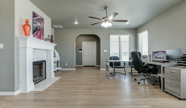 6928 11th Street, Lubbock, TX 79416, 3 Bedrooms Bedrooms, ,2 BathroomsBathrooms,Residential,For Sale,6928 11th Street,202553311