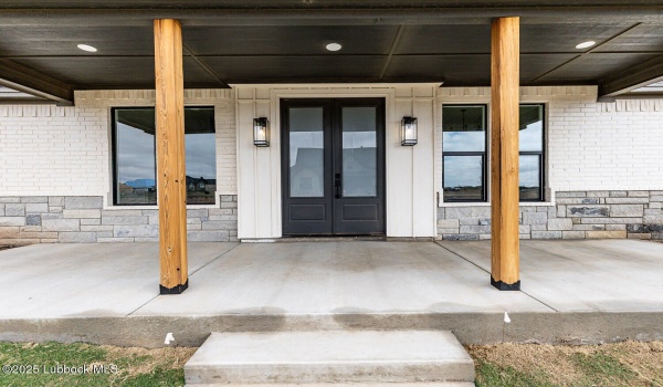 7450 55th Street, Lubbock, TX 79407, 3 Bedrooms Bedrooms, ,2 BathroomsBathrooms,Residential,For Sale,7450 55th Street,202554454