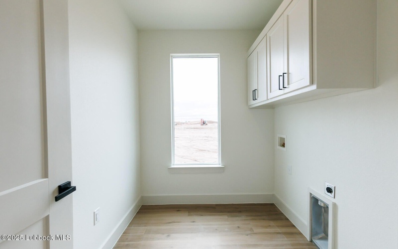 7450 55th Street, Lubbock, TX 79407, 3 Bedrooms Bedrooms, ,2 BathroomsBathrooms,Residential,For Sale,7450 55th Street,202554454