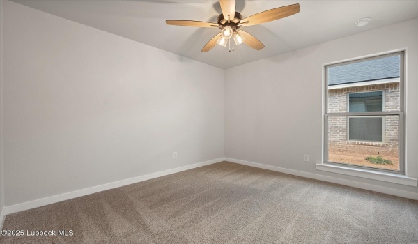 1618 N Dover Avenue, Lubbock, TX 79416, 4 Habitaciones Habitaciones , ,2 BañosBaños,Residential,En Venta,1618 N Dover Avenue,202553320