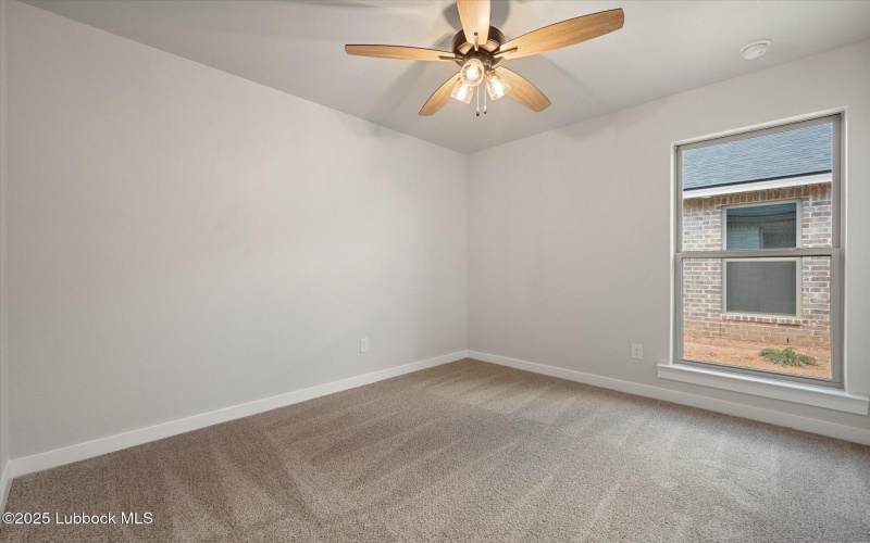 1618 N Dover Avenue, Lubbock, TX 79416, 4 Habitaciones Habitaciones , ,2 BañosBaños,Residential,En Venta,1618 N Dover Avenue,202553320