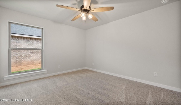 1618 N Dover Avenue, Lubbock, TX 79416, 4 Habitaciones Habitaciones , ,2 BañosBaños,Residential,En Venta,1618 N Dover Avenue,202553320
