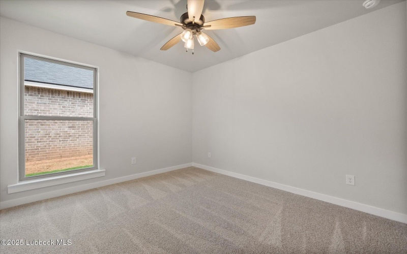 1618 N Dover Avenue, Lubbock, TX 79416, 4 Habitaciones Habitaciones , ,2 BañosBaños,Residential,En Venta,1618 N Dover Avenue,202553320