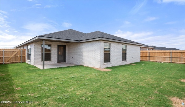 1618 N Dover Avenue, Lubbock, TX 79416, 4 Habitaciones Habitaciones , ,2 BañosBaños,Residential,En Venta,1618 N Dover Avenue,202553320