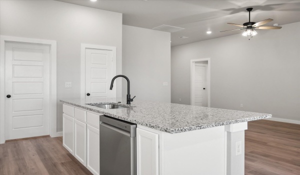 7029 8th Street, Lubbock, TX 79416, 3 Bedrooms Bedrooms, ,2 BathroomsBathrooms,Residential,For Sale,7029 8th Street,202553321