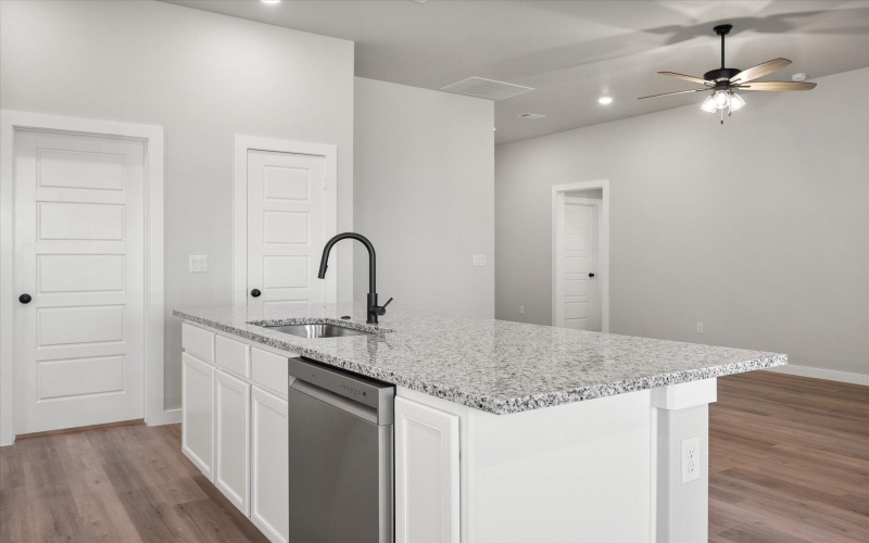 7029 8th Street, Lubbock, TX 79416, 3 Bedrooms Bedrooms, ,2 BathroomsBathrooms,Residential,For Sale,7029 8th Street,202553321