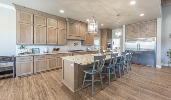4403 103rd Street, Lubbock, TX 79424, 4 Bedrooms Bedrooms, ,5 BathroomsBathrooms,Residential,For Sale,4403 103rd Street,202553341