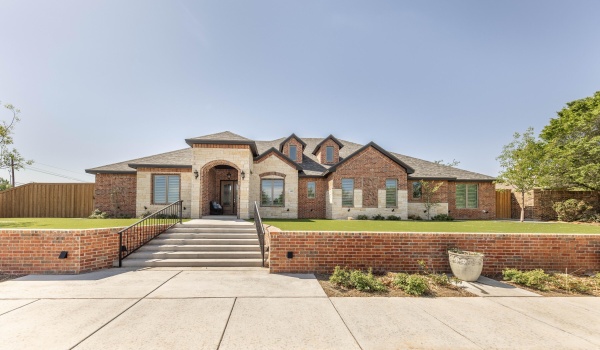 4403 103rd Street, Lubbock, TX 79424, 4 Bedrooms Bedrooms, ,5 BathroomsBathrooms,Residential,For Sale,4403 103rd Street,202553341