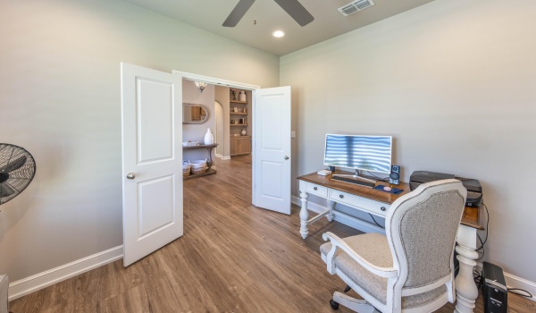 4403 103rd Street, Lubbock, TX 79424, 4 Bedrooms Bedrooms, ,5 BathroomsBathrooms,Residential,For Sale,4403 103rd Street,202553341
