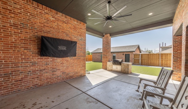 4403 103rd Street, Lubbock, TX 79424, 4 Bedrooms Bedrooms, ,5 BathroomsBathrooms,Residential,For Sale,4403 103rd Street,202553341