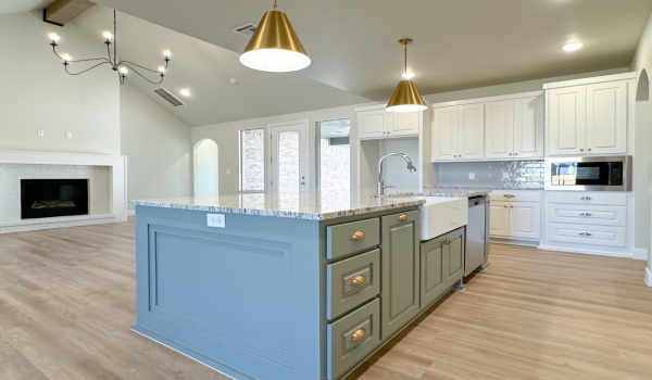 7615 53rd Street, Lubbock, TX 79407, 4 Bedrooms Bedrooms, ,3 BathroomsBathrooms,Residential,For Sale,7615 53rd Street,202553362