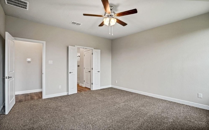 11045 TEMPLE GARDENS Trail, Fort Worth, TX 76052, 5 Bedrooms Bedrooms, ,5 BathroomsBathrooms,Residential,For Sale,11045 TEMPLE GARDENS Trail,20340025