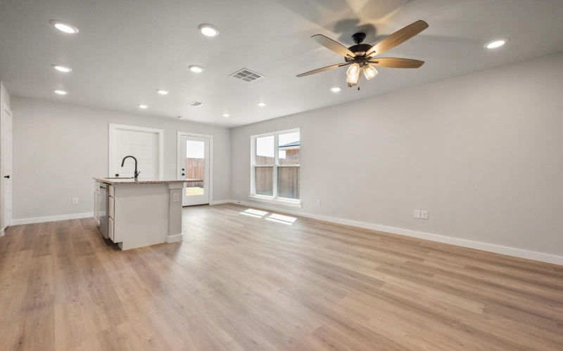 8307 23rd Street, Lubbock, TX 79407, 3 Bedrooms Bedrooms, ,2 BathroomsBathrooms,Residential,For Sale,8307 23rd Street,202553374