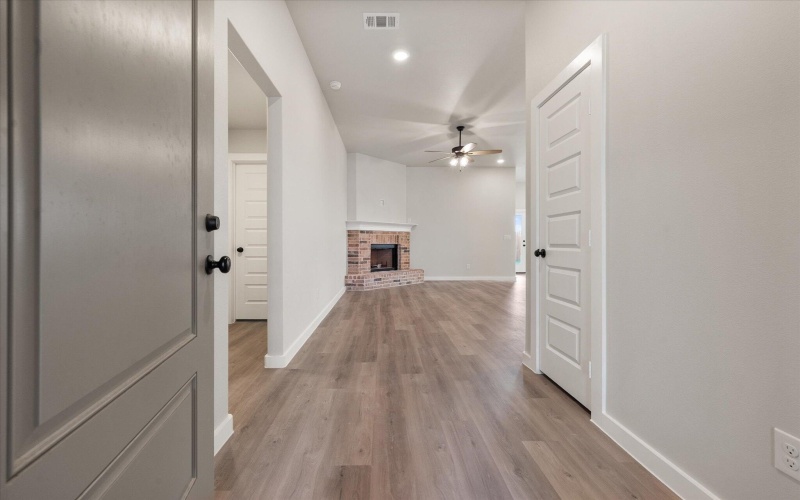 3003 140th Street, Lubbock, TX 79423, 3 Bedrooms Bedrooms, ,2 BathroomsBathrooms,Residential,For Sale,3003 140th Street,202553397