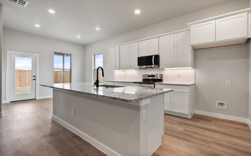 3003 140th Street, Lubbock, TX 79423, 3 Bedrooms Bedrooms, ,2 BathroomsBathrooms,Residential,For Sale,3003 140th Street,202553397