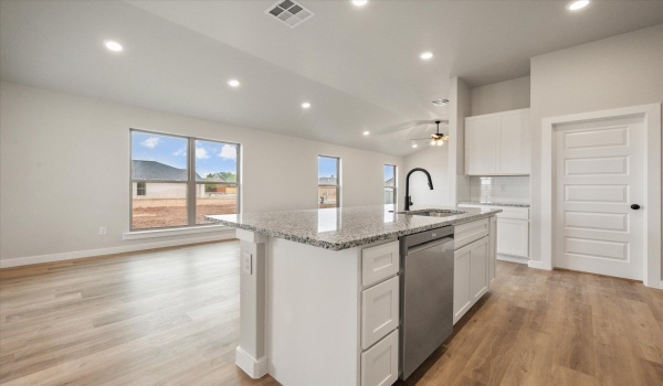 3012 140th Street, Lubbock, TX 79423, 4 Bedrooms Bedrooms, ,2 BathroomsBathrooms,Residential,For Sale,3012 140th Street,202553401