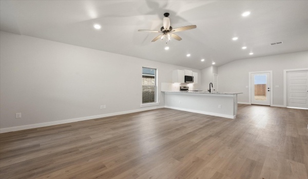 3015 140th Street, Lubbock, TX 79423, 3 Bedrooms Bedrooms, ,2 BathroomsBathrooms,Residential,For Sale,3015 140th Street,202553429