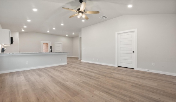 3015 140th Street, Lubbock, TX 79423, 3 Bedrooms Bedrooms, ,2 BathroomsBathrooms,Residential,For Sale,3015 140th Street,202553429