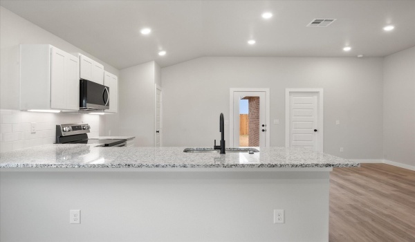 3015 140th Street, Lubbock, TX 79423, 3 Bedrooms Bedrooms, ,2 BathroomsBathrooms,Residential,For Sale,3015 140th Street,202553429