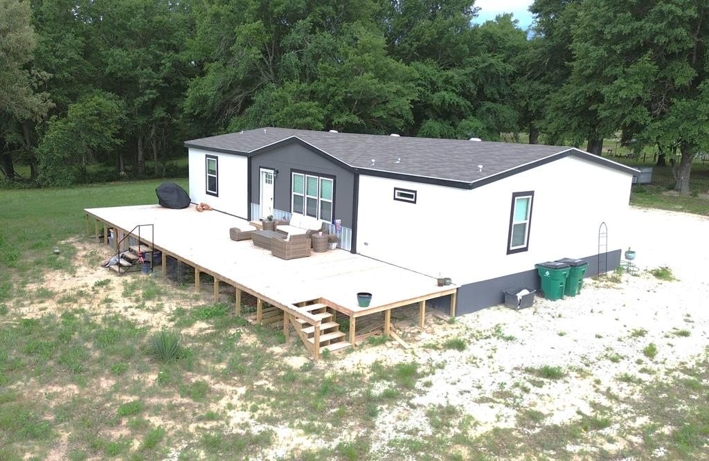 1322 North Market Street, Grapeland, TX 75844, 3 Habitaciones Habitaciones , ,2 BañosBaños,Residential,En Venta,1322 North Market Street,22500811