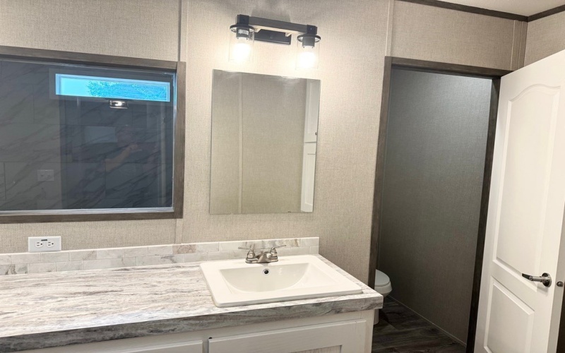 1322 North Market Street, Grapeland, TX 75844, 3 Habitaciones Habitaciones , ,2 BañosBaños,Residential,En Venta,1322 North Market Street,22500811