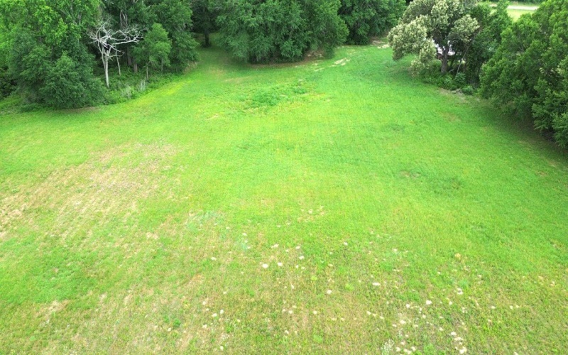 1322 North Market Street, Grapeland, TX 75844, 3 Habitaciones Habitaciones , ,2 BañosBaños,Residential,En Venta,1322 North Market Street,22500811