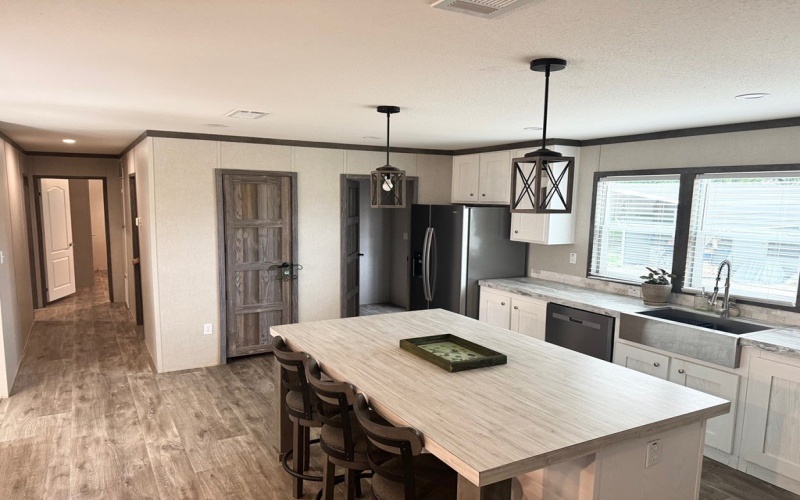 1322 North Market Street, Grapeland, TX 75844, 3 Habitaciones Habitaciones , ,2 BañosBaños,Residential,En Venta,1322 North Market Street,22500811