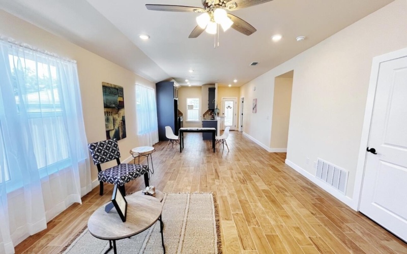 1519 27th Street, Lubbock, TX 79411, 3 Bedrooms Bedrooms, ,2 BathroomsBathrooms,Residential,For Sale,1519 27th Street,202553489