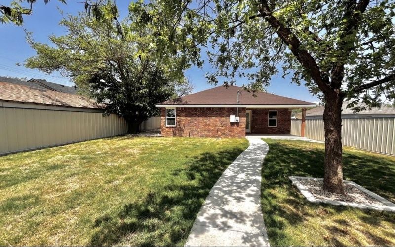 1519 27th Street, Lubbock, TX 79411, 3 Bedrooms Bedrooms, ,2 BathroomsBathrooms,Residential,For Sale,1519 27th Street,202553489