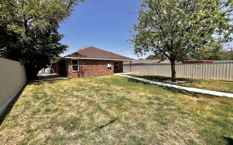 1519 27th Street, Lubbock, TX 79411, 3 Bedrooms Bedrooms, ,2 BathroomsBathrooms,Residential,For Sale,1519 27th Street,202553489