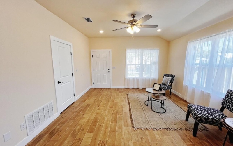 1519 27th Street, Lubbock, TX 79411, 3 Bedrooms Bedrooms, ,2 BathroomsBathrooms,Residential,For Sale,1519 27th Street,202553489