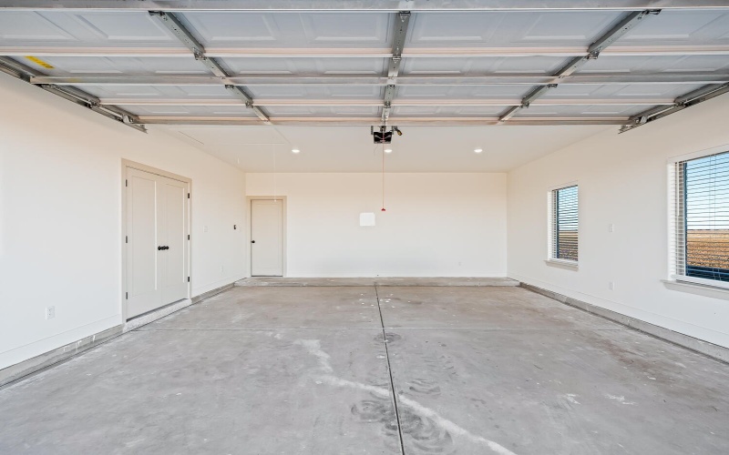 8412 N County Rd 1300, Shallowater, TX 79363, 3 Bedrooms Bedrooms, ,2 BathroomsBathrooms,Residential,For Sale,8412 N County Rd 1300,202553518