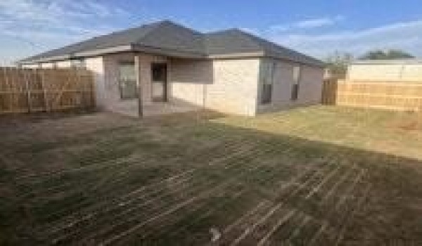 3001 140th Street, Lubbock, TX 79423, 4 Bedrooms Bedrooms, ,2 BathroomsBathrooms,Residential Lease,For Rent,3001 140th Street,202553570