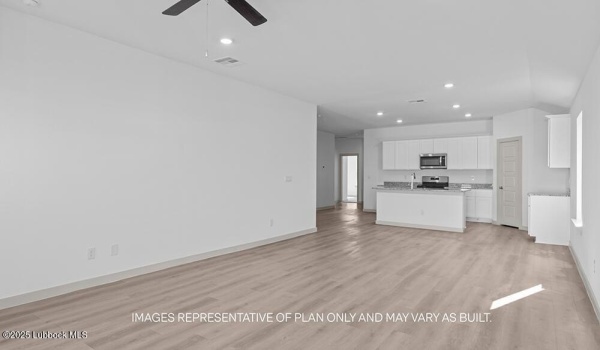 7426 9th Street, Lubbock, TX 79416, 4 Habitaciones Habitaciones , ,2 BañosBaños,Residential,En Venta,7426 9th Street,202553724
