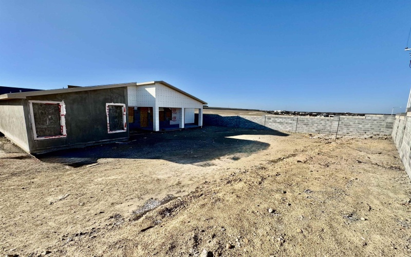 215 Canaria Dr., Laredo, TX 78045, 3 Bedrooms Bedrooms, ,3 BathroomsBathrooms,Residential,For Sale,215 Canaria Dr.,20250517