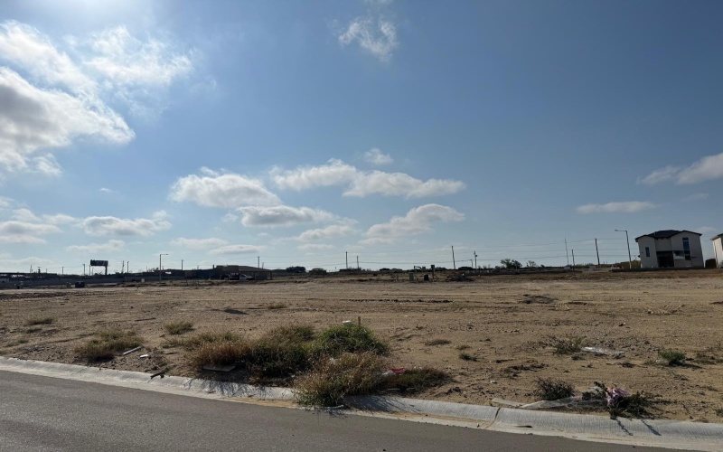 5903 Tavo Dr., laredo, TX 78045, 4 Bedrooms Bedrooms, ,2 BathroomsBathrooms,Residential,For Sale,5903 Tavo Dr.,20250689