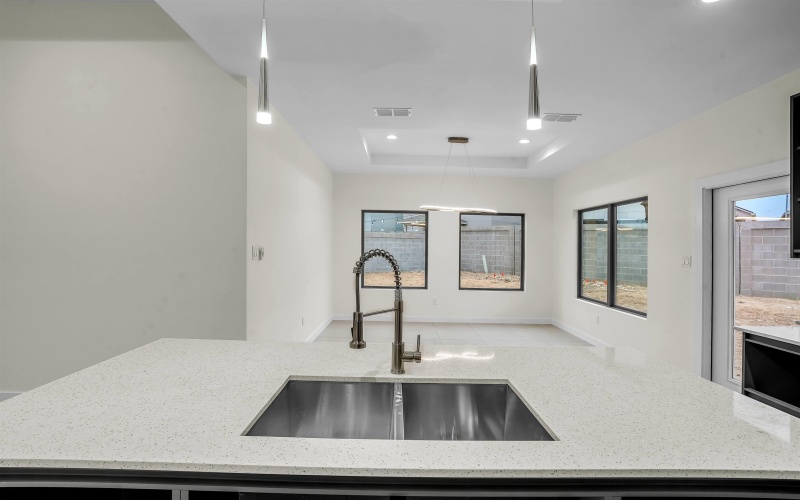302 Pomian Ct, Laredo, TX 78045, 3 Bedrooms Bedrooms, ,2 BathroomsBathrooms,Residential,For Sale,302 Pomian Ct,20250794