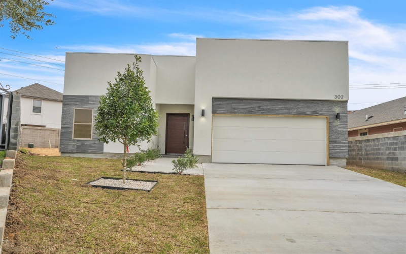 302 Pomian Ct, Laredo, TX 78045, 3 Bedrooms Bedrooms, ,2 BathroomsBathrooms,Residential,For Sale,302 Pomian Ct,20250794