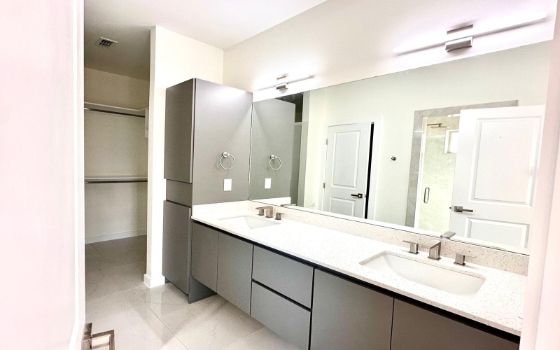 302 Pomian Ct, Laredo, TX 78045, 3 Bedrooms Bedrooms, ,2 BathroomsBathrooms,Residential,For Sale,302 Pomian Ct,20250794