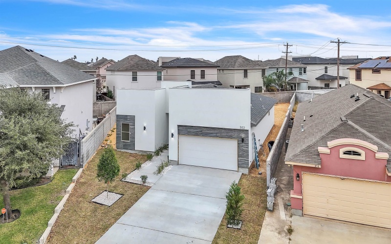 302 Pomian Ct, Laredo, TX 78045, 3 Bedrooms Bedrooms, ,2 BathroomsBathrooms,Residential,For Sale,302 Pomian Ct,20250794