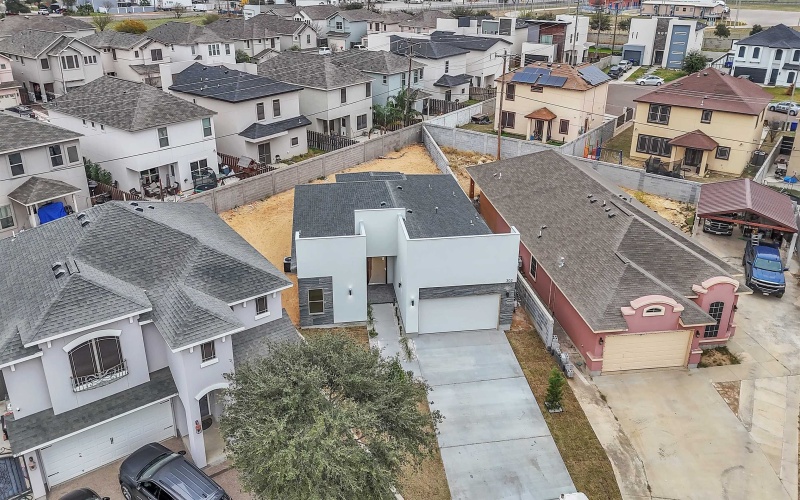 302 Pomian Ct, Laredo, TX 78045, 3 Bedrooms Bedrooms, ,2 BathroomsBathrooms,Residential,For Sale,302 Pomian Ct,20250794
