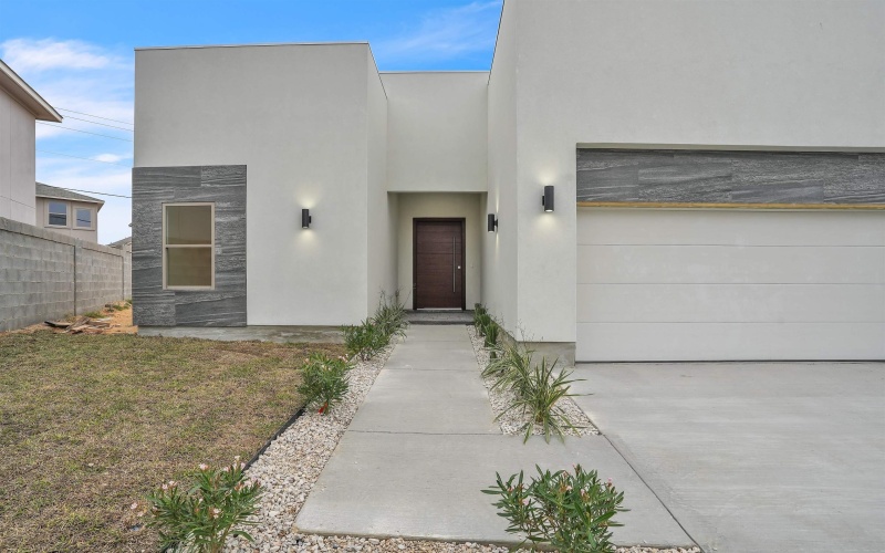 302 Pomian Ct, Laredo, TX 78045, 3 Bedrooms Bedrooms, ,2 BathroomsBathrooms,Residential,For Sale,302 Pomian Ct,20250794