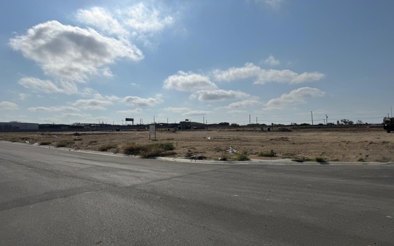 5907 Tavo Dr., Laredo, TX 78045, 3 Bedrooms Bedrooms, ,2 BathroomsBathrooms,Residential,For Sale,5907 Tavo Dr.,20250846