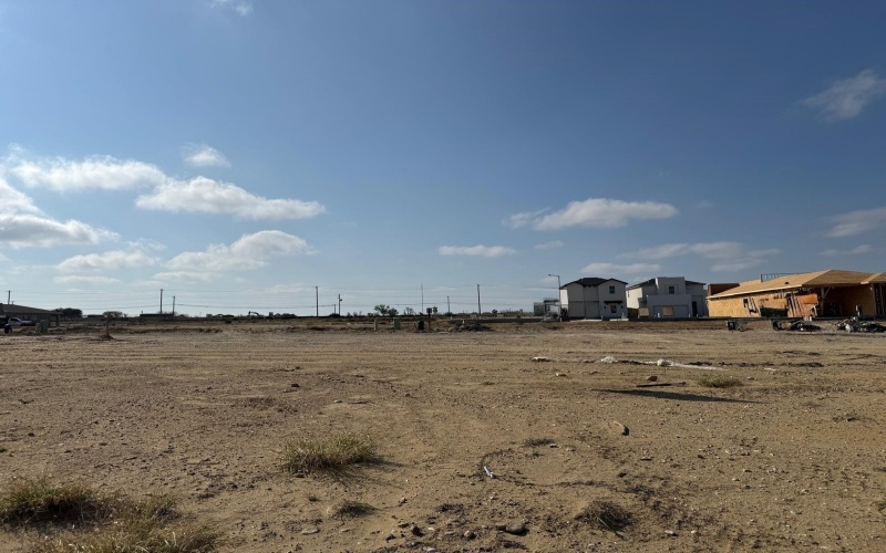 5907 Tavo Dr., Laredo, TX 78045, 3 Bedrooms Bedrooms, ,2 BathroomsBathrooms,Residential,For Sale,5907 Tavo Dr.,20250846
