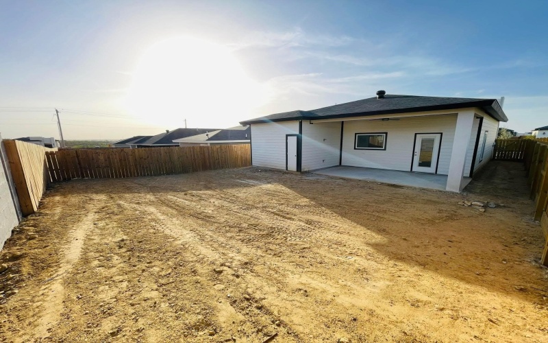 3709 Birge Dr., LAREDO, TX 78046, 3 Habitaciones Habitaciones , ,2 BañosBaños,Residential,En Venta,3709 Birge Dr.,20251226