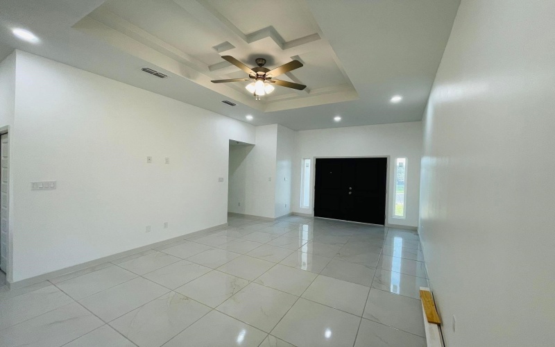 3709 Birge Dr., LAREDO, TX 78046, 3 Habitaciones Habitaciones , ,2 BañosBaños,Residential,En Venta,3709 Birge Dr.,20251226