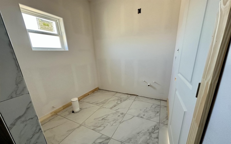 1613 Tutor Dr., Laredo, TX 78045, 3 Bedrooms Bedrooms, ,2 BathroomsBathrooms,Residential,For Sale,1613 Tutor Dr.,20251229