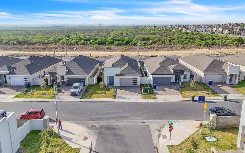 715 Journey Loop, Laredo, TX 78045, 3 Bedrooms Bedrooms, ,2 BathroomsBathrooms,Residential,For Sale,715 Journey Loop,20251314